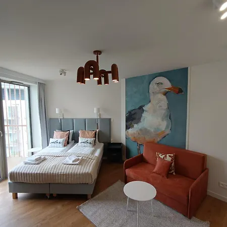 Pinea With Sea View With Free Entrance To Swimming Pool, Sauna And Jacuzzi *